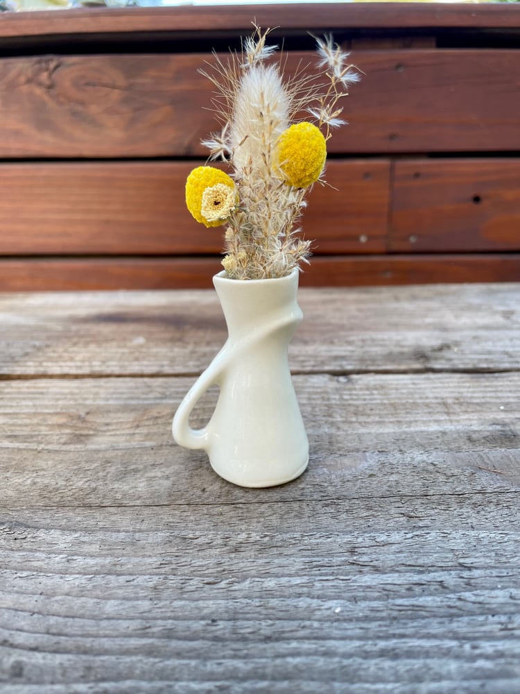 Image of Fairy vase - white 