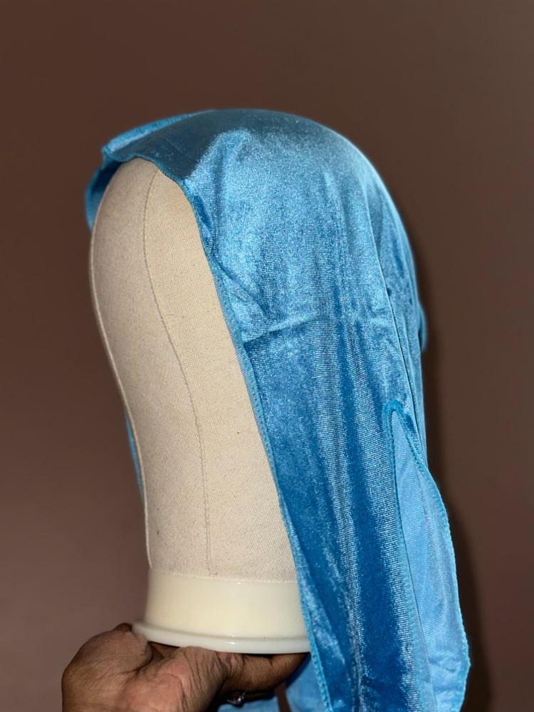 Sky Blue (Velvet) Image 2