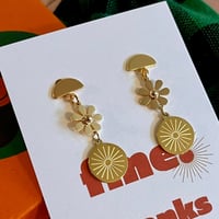 Image 5 of Daisy Circle Drops - Fine Thanks