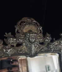 Image 6 of Grand miroir de toilette en régule, miroir biseauté d’origine, XIXeme siècle