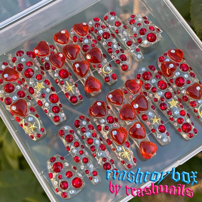 "Queen of Hearts" ❤️ Small