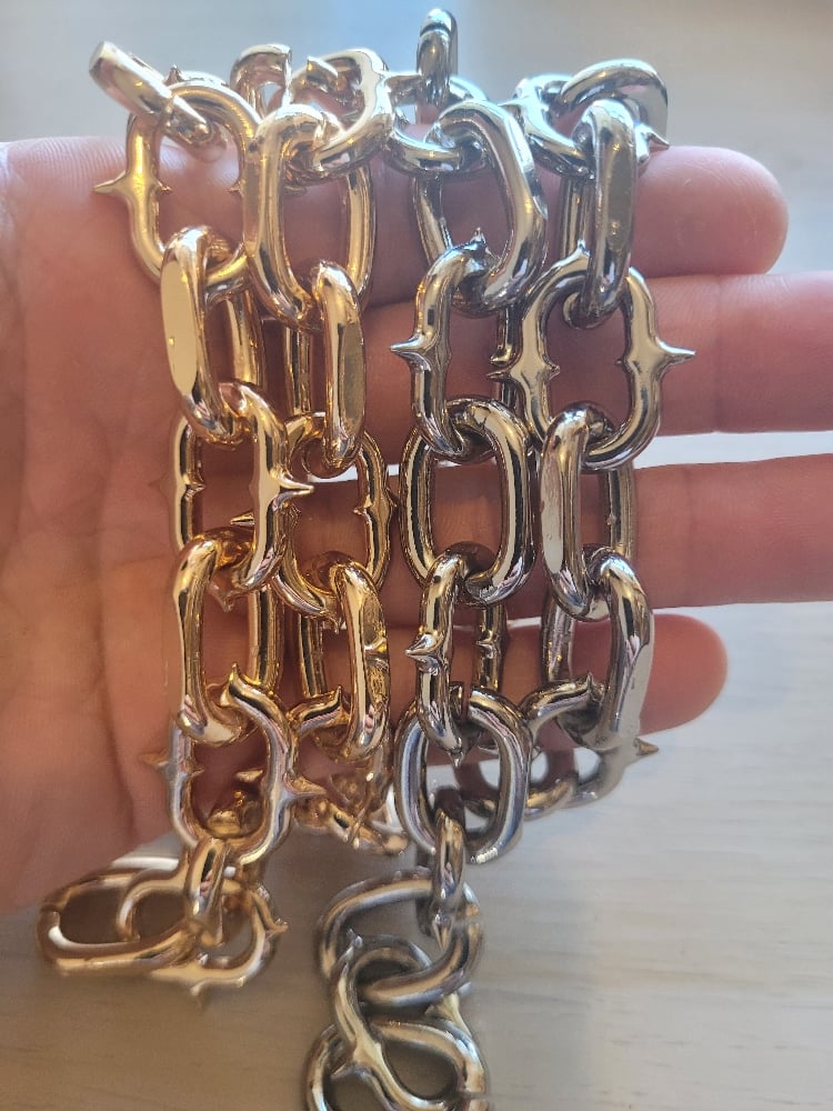 Image of Barbed Chunky Chain