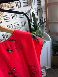 Image 3 of Vintage button back cap sleeve top 