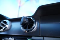 Image 1 of 2005-09 Mustang Air Vent Phone Holder - MagSafe