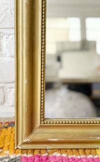 Image 3 of Miroir doré 
