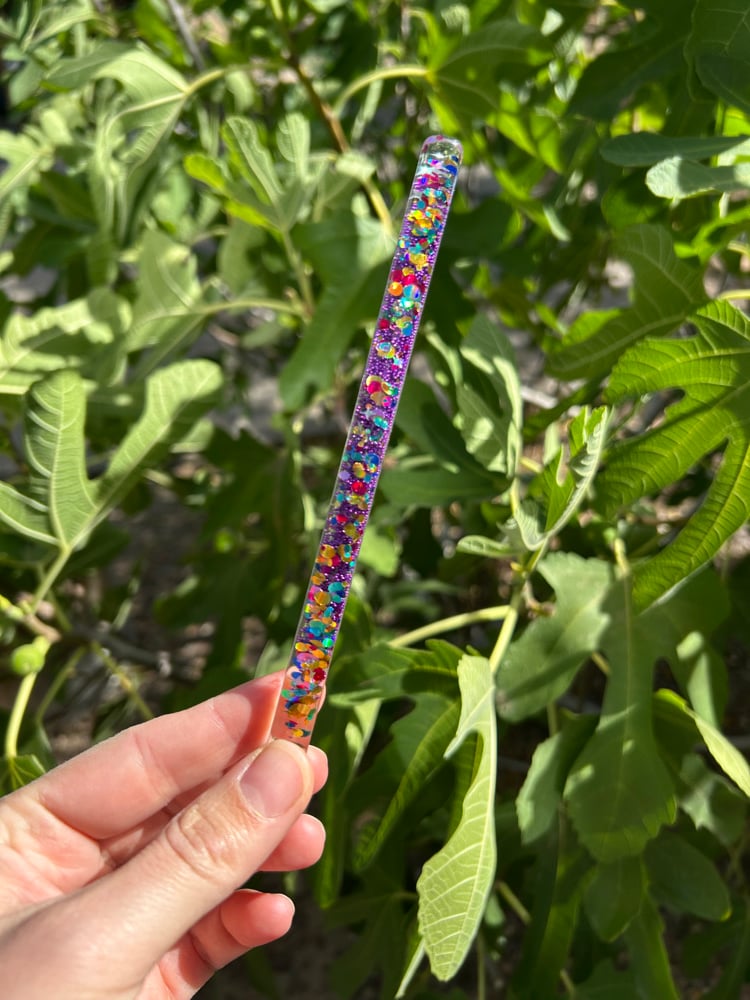 Image of Metallic Purple Retro Wand