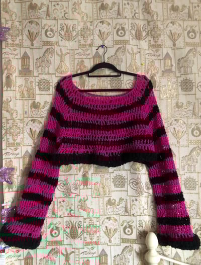 Image of Crop Raglan Sweater