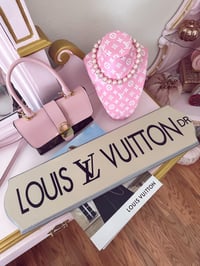 Image 1 of LV Drive (beige) 