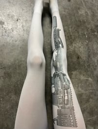  A GIRL IS A GUN 