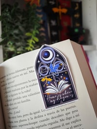 Image 4 of Marcapáginas ventana dragones