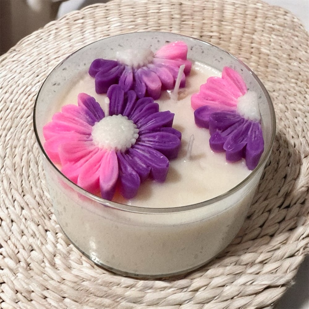 Image of Daisy 🌼3-Wick 