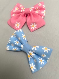 Image 2 of Spring Daisies Bow Ties /Sailor Bows