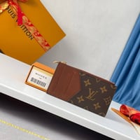 Image 13 of Lou small wallets (click to browse)