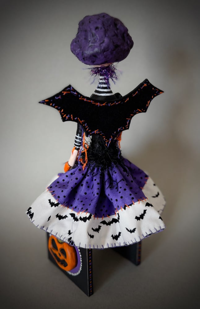 Image of Mavis
