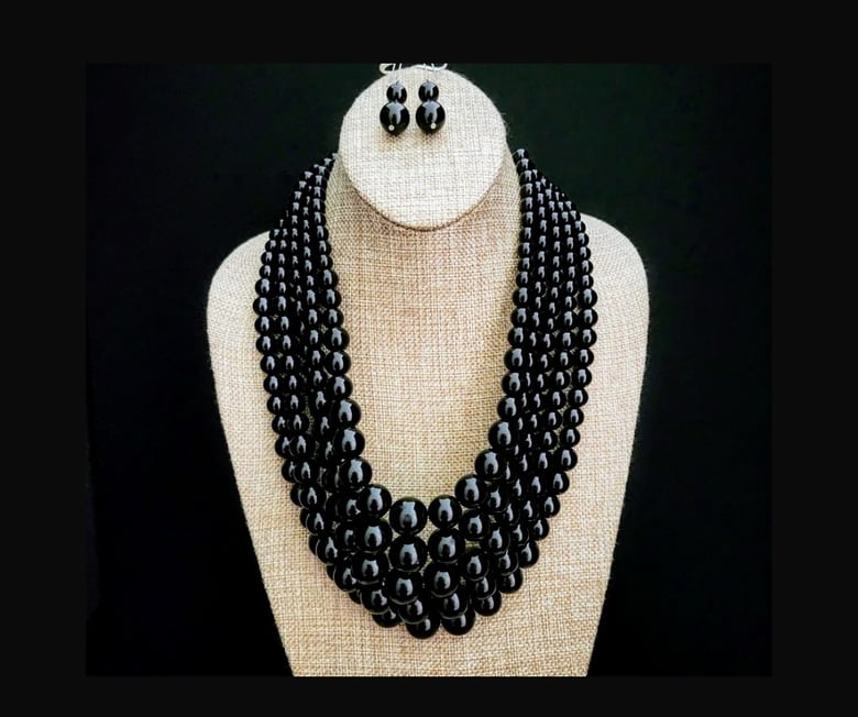 Image of Black Pearl Five Strand Necklace Set 