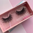 Image 3 of Kylie Lashes