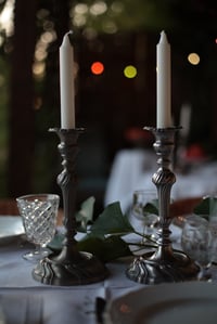 Image 1 of 1 Paar Kerzenständer, einflammig, Zinn, neobarock