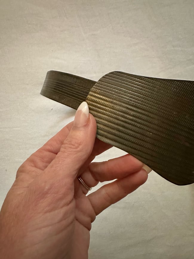 70s metal clasp circle blt