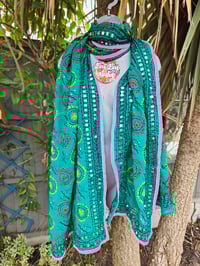 Image 1 of Thassos scarf -Green with pink trim