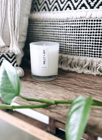 Medium Luxe Soy Candle