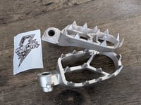 Image 1 of **GARAGE SALE ITEM ETM RTR OEM PEGS