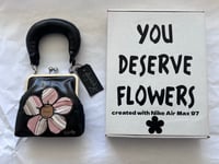 Image 1 of You Deserve Flowers - purse (Premium Beige)