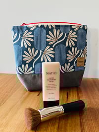 Image 4 of Fabric Zipper Pouch - Printed Banksia