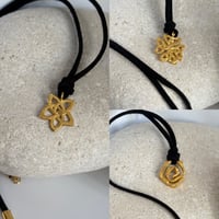 Image 1 of Collares con cuerda