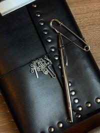 Image 2 of Kyra (Crosses)