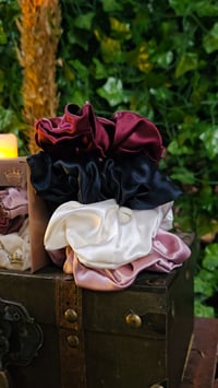 Image 4 of  👑The Armored Kingdom Maiden's Tie Mulberry Silk Scrunchies (4 in a Pack)-Ultra Soft-Pretty
