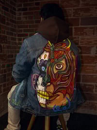 Image 1 of Luchando 🎭