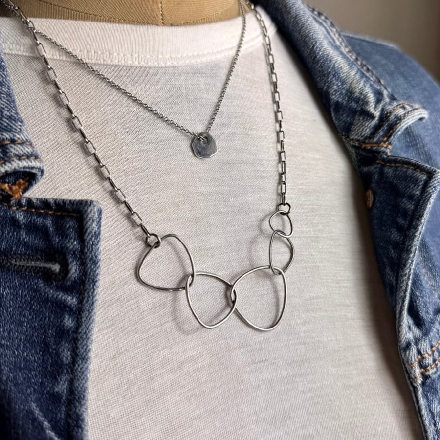 Image of five x necklace 