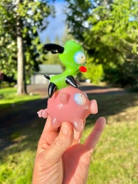 Image 3 of Gir n’ Piggie