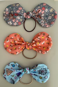 Image 2 of Hair Bow Accessories 