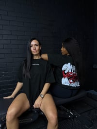 Image 4 of Muscle Mommy Lifting Club Tee- Black