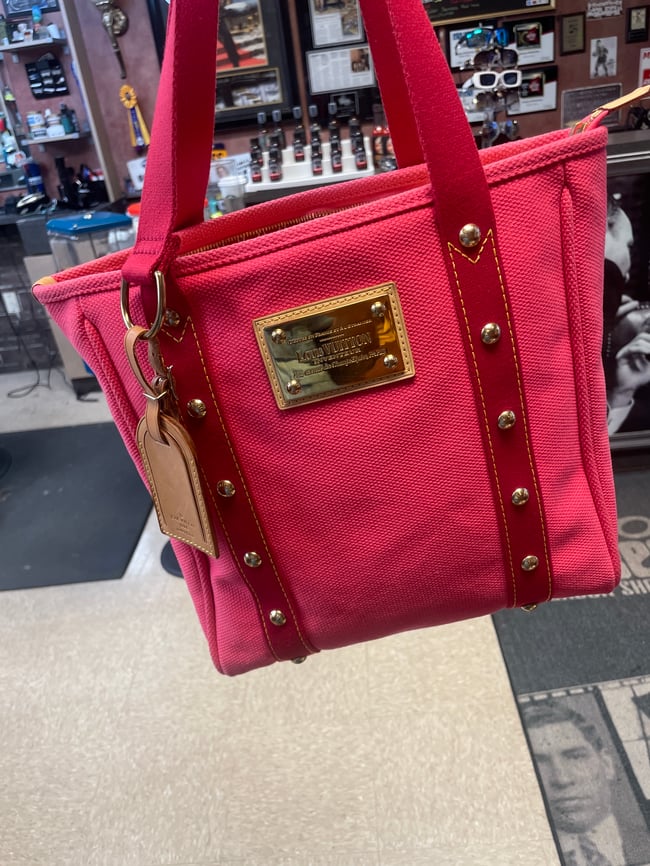lv antigua purse 
