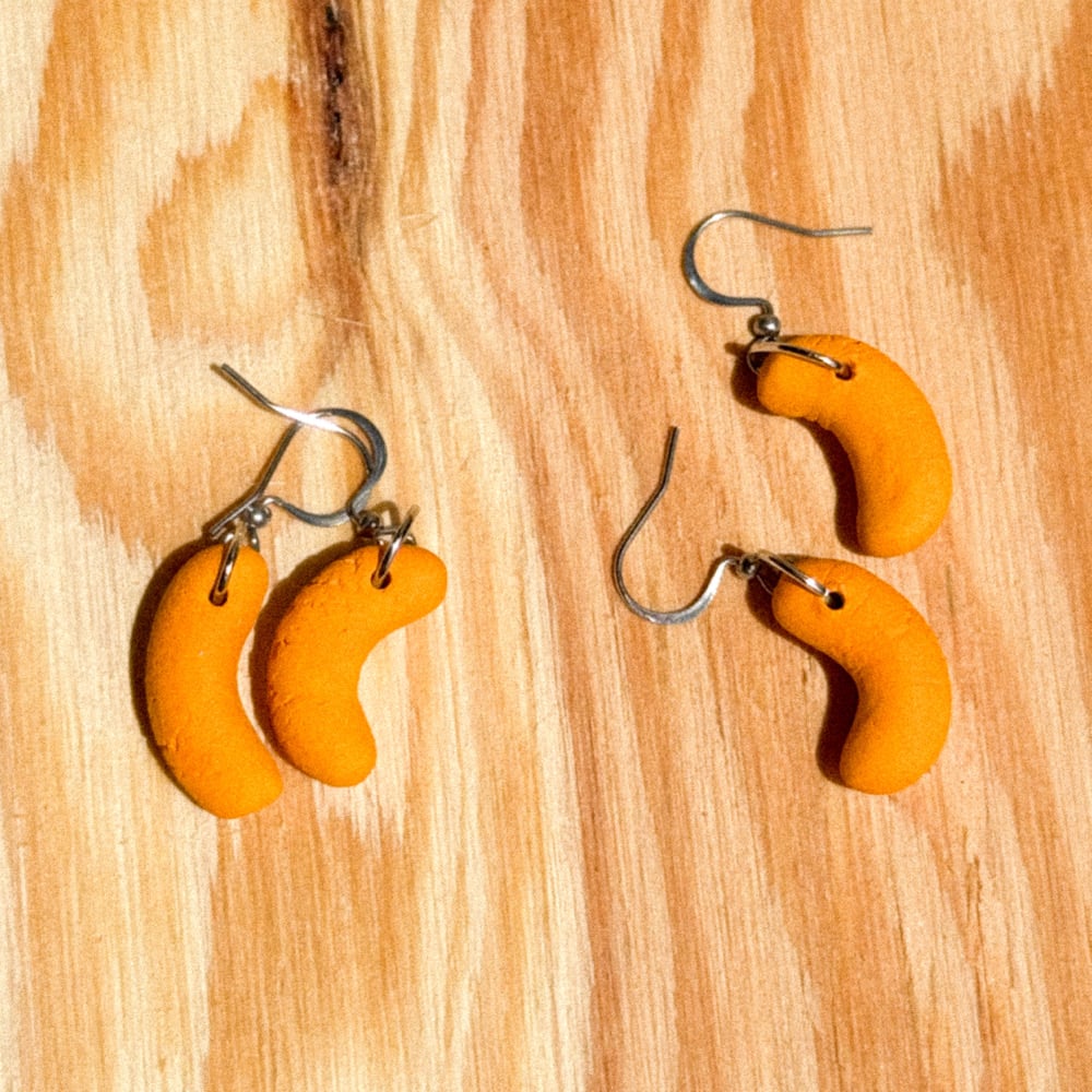 Image of Cheeto Earrings n°1