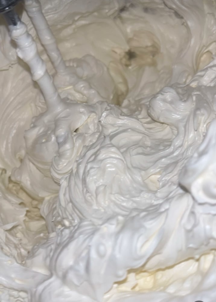 Image of BEST SELLER Renewing Whipped Body Butterl