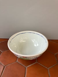 Image 3 of Serving bowl with lemon and leaf pattern 