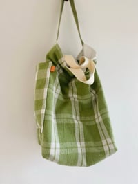 Image 4 of spring green long bag