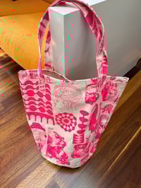 Image 6 of Pink Sand Bag M