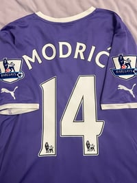 Image 1 of Tottenham Hotspur “MODRIĆ 14” 2011/12 Away Shirt + PL patches  (L)