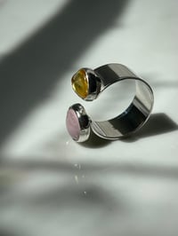 Image 2 of Ring mit Phosphosiderit und Bernstein