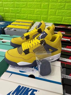 Image of Jordan 4 Lightning 