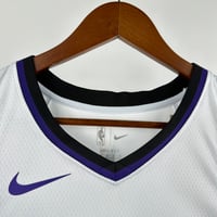 Image 3 of Sacramento Kings Away