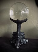Réservé à Ophelie. Italie. Boule de cristal (13cm) et support début 1900 bronze argenté/ noir