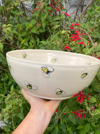 Image 1 of Large Bee Decorated Bowl