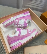 Image 2 of SHERATON PINK RUNNERS
