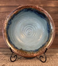 Image 1 of Serving bowl