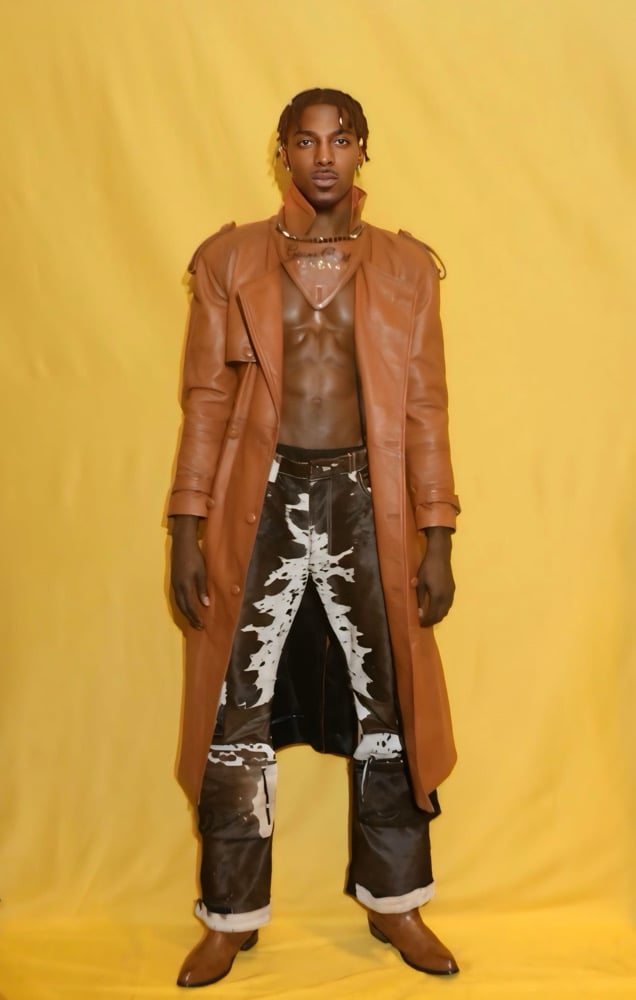 Image of Nova Chaser Trench 